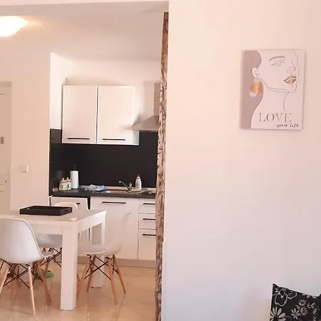 Elegant & Cosy *